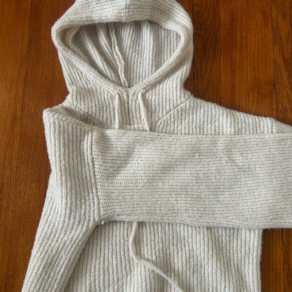 Cowl Neck Sweater with Ribbed Knit and Fitted Cuffs